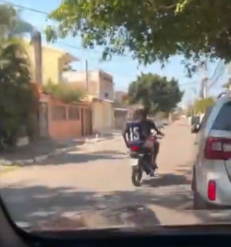 Не подскажете, как проехать на улицу Хулио Педро Родригеса?