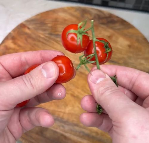 Когда готовишь дома даже вино