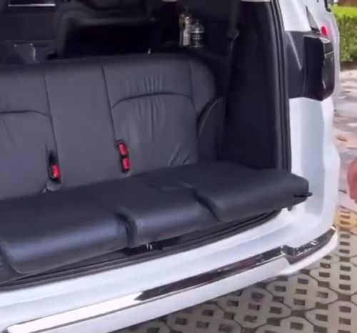 Функционал Honda Elysion⁠⁠