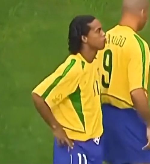 Насладитесь господа! Бразильский футбол!