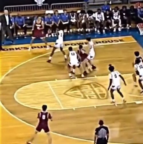 Когда толстяка в дворовом футболе поставили на ворота