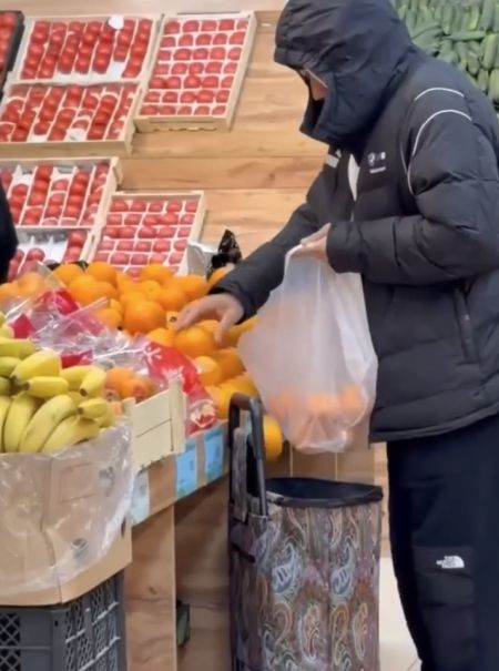 Воришки попавшие в объектив видеокамеры