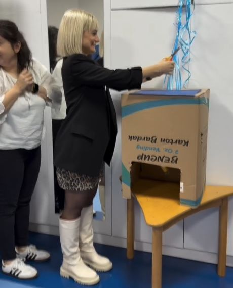 Идея для новогодних подарков в офисе