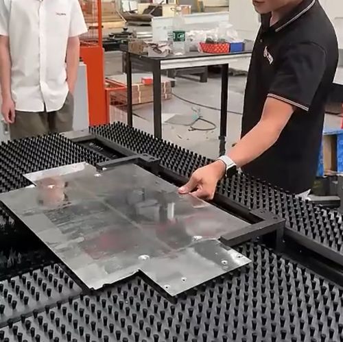 Гибочный станок⁠⁠