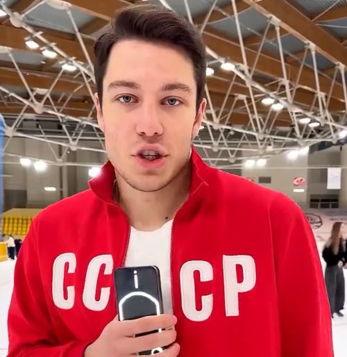 Учимся кататься на коньках