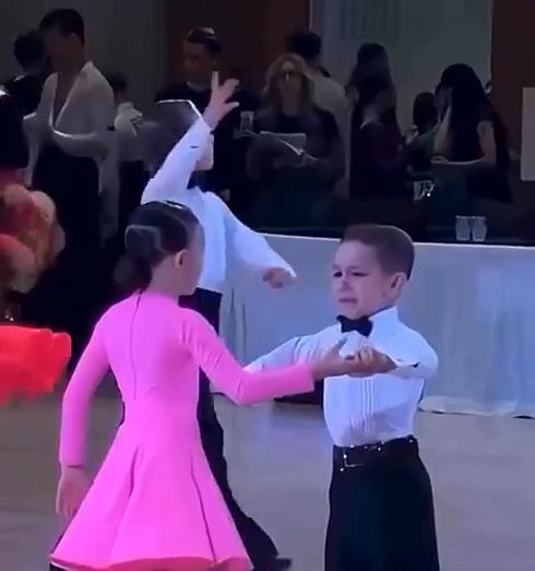 Что год грядущий нам готовит..? Плачем и херачем...⁠⁠