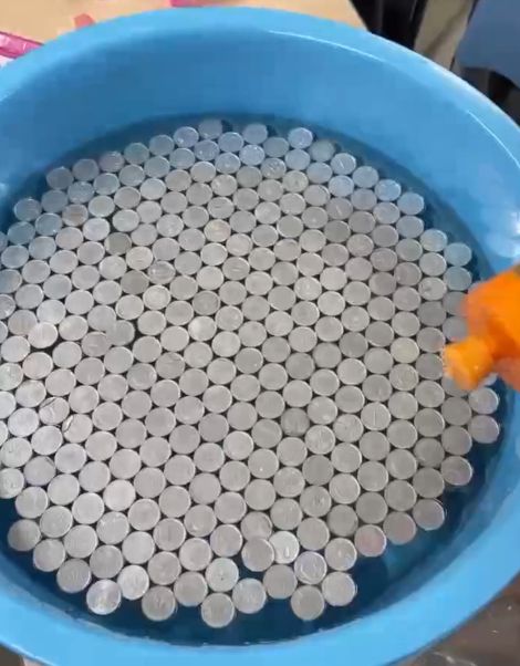 Шампунь и поверхностное натяжение воды⁠⁠