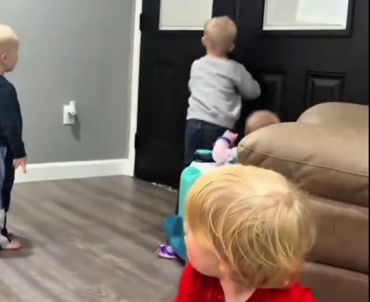 Сюрприз, маза-фака.