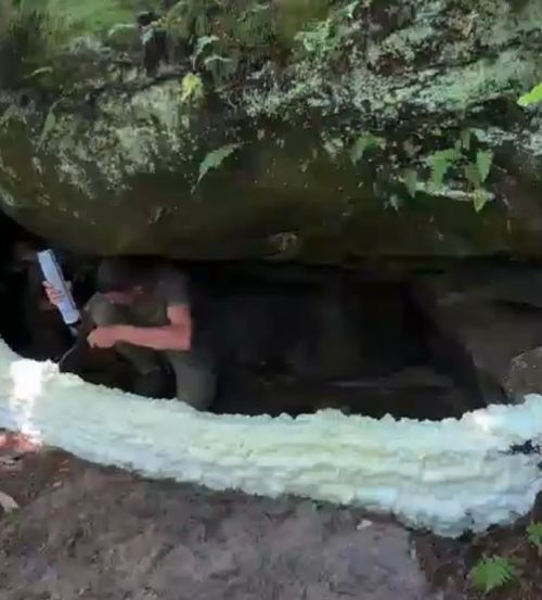 Не хватает синей изоленты и скотча