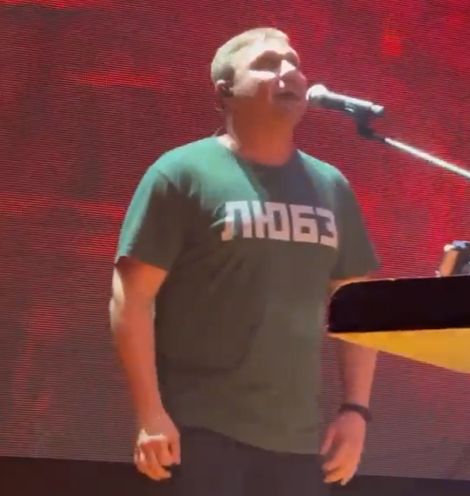 Оказывается, у подтанцовки Булановой есть сильный конкурент