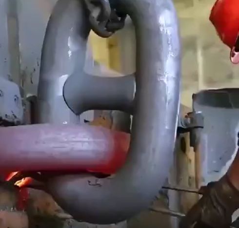 Ковка судовой якорной цепи