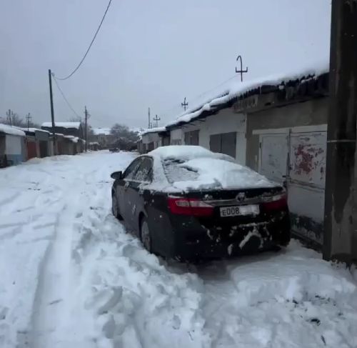 Мужчина обустроил себе квартиру с кухней, ванной и двумя спальными местами всего за 1,2 млн рублей