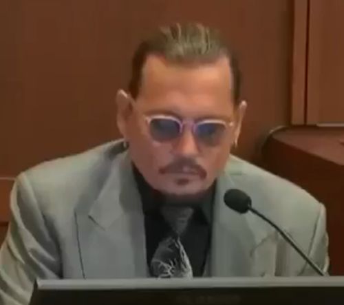 Давайте вспомним как Джонни Депп глумился в суде⁠⁠