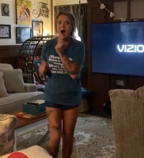 Саечка за испуг!