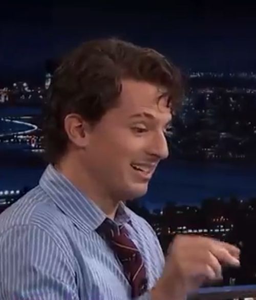 Чарли Пут малость повзрослел и пришёл на шоу к Джимми Фэллону