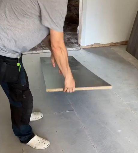 Сборщик мебели - на опыте, без лишних телодвижений...