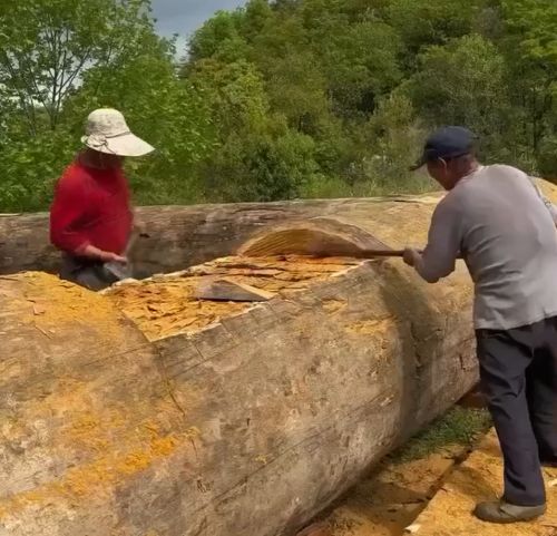 Работа китайских деревообработчиков