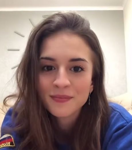 Когда забыла как земляне моргают