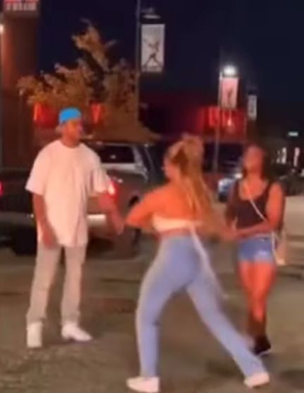 «Порхай как бабочка, жаль как пчела»