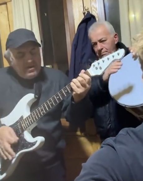 Просто грузины в Кутаиси поют