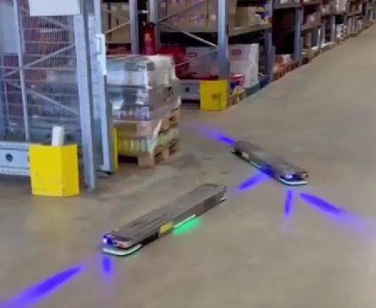 Роботы Filics Units: будущее складской логистики и замена вилочным погрузчикам