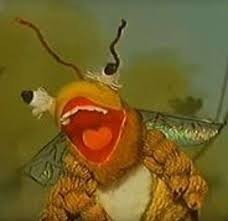 Осы, петарда, кривой шланг