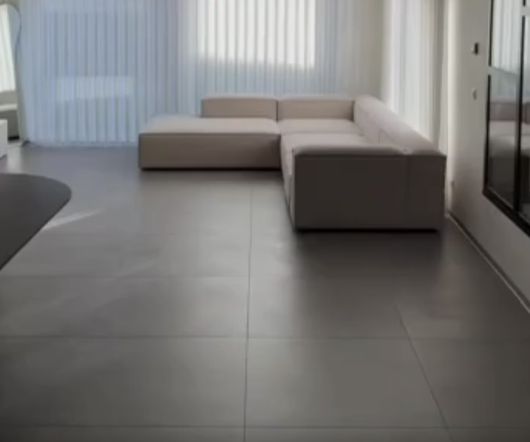 Прощай, минимализм: почему стиль Cluttercore стал главным трендом в дизайне интерьера 2026 года