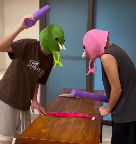 Надстольная азиатская ударная игра