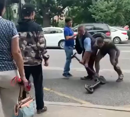 Автобусно⁠-самокатное