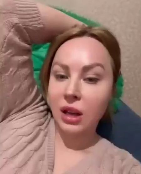 Девушка знает себе цену