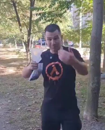 Блин, аж карбидом в комнате запахло...