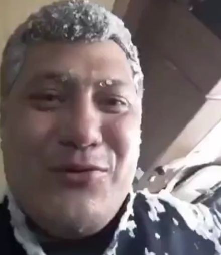 Почистил снежок