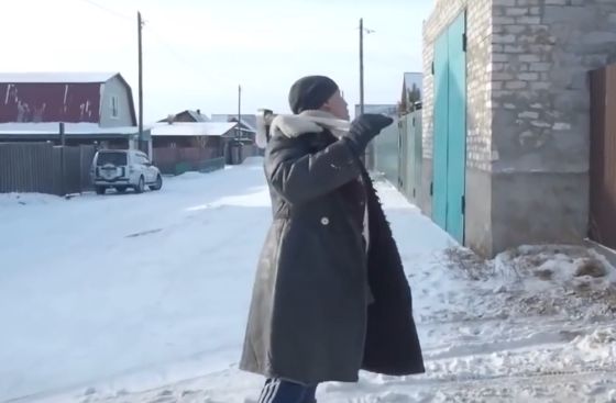 За зиму 3 топора