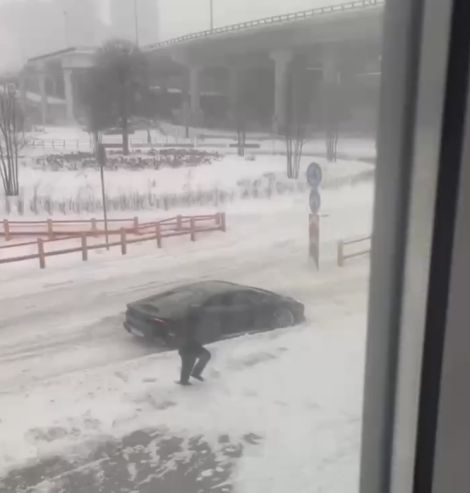 Коротко о ситуации на дорогах Москвы и Подмосковья