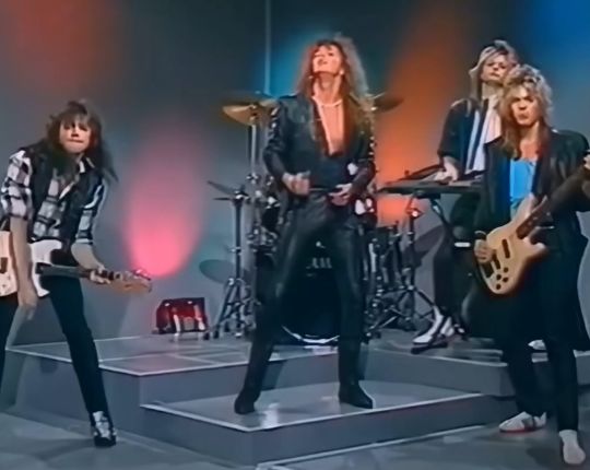 Этой песне 40 лет!