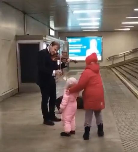 Скрипач виртуоз