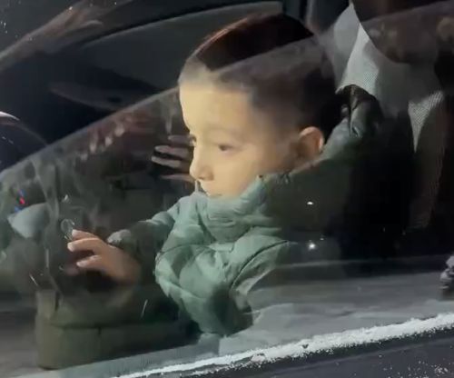 За рулём десятилетний пацан