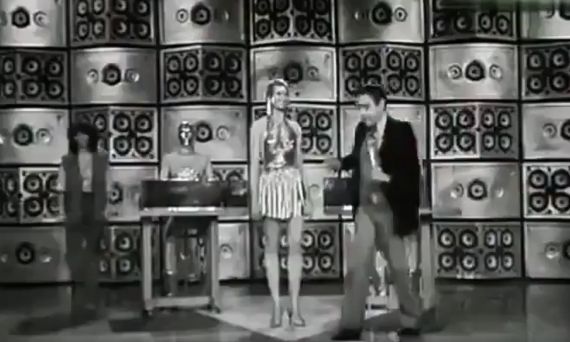 Droids — французская группа, исполнявшая космическую диско- и синти-поп-музыку в конце 1970-х годов