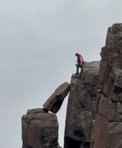 Опасный спуск