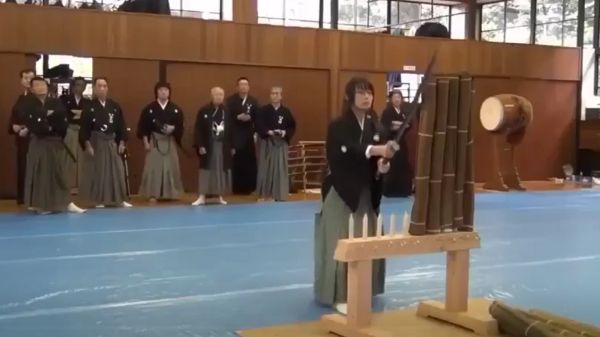 Когда катана в руках настоящего мастера!⁠⁠