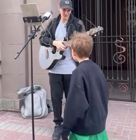 Отлично спел или Цой жив⁠⁠