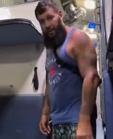 Какие полки в поездах Индии лучше выбрать