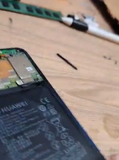 Юнец молодец