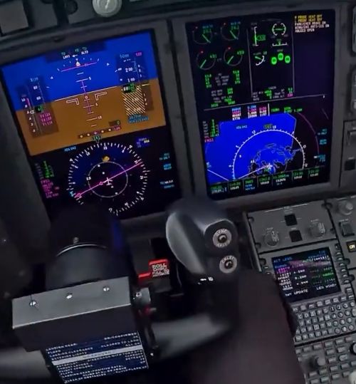 Пилот это призвание, требующее не только высокой квалификации, но и искренней любви к небу