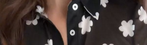 MomKaia⁠⁠ в прозрачной блузке