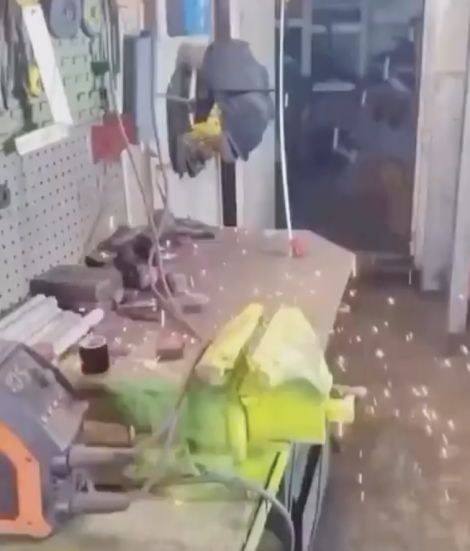 Обычный сварщик 6-го разряда