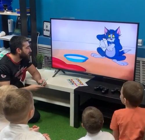 Олды знают, а детям прикольно)