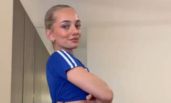 Конькобежка?