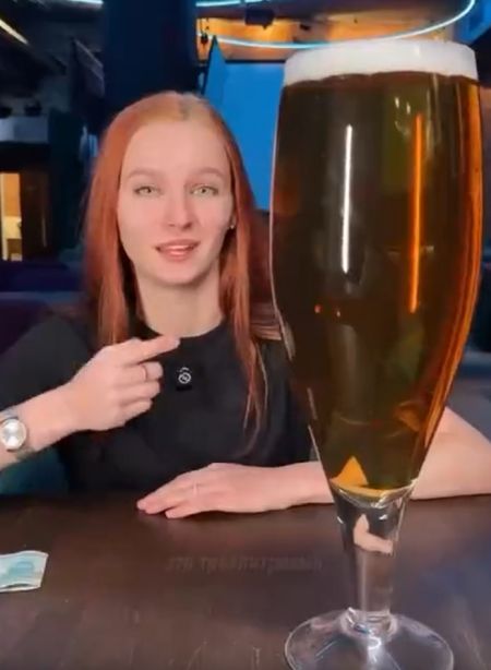 Заработать 1000 рублей предлагают всем пивозаврам в Москве