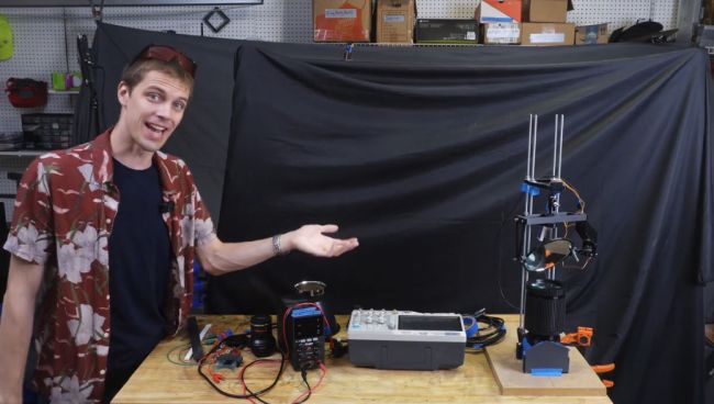 Блогер заснял скорость света на камеру с 2.000.000.000 fps